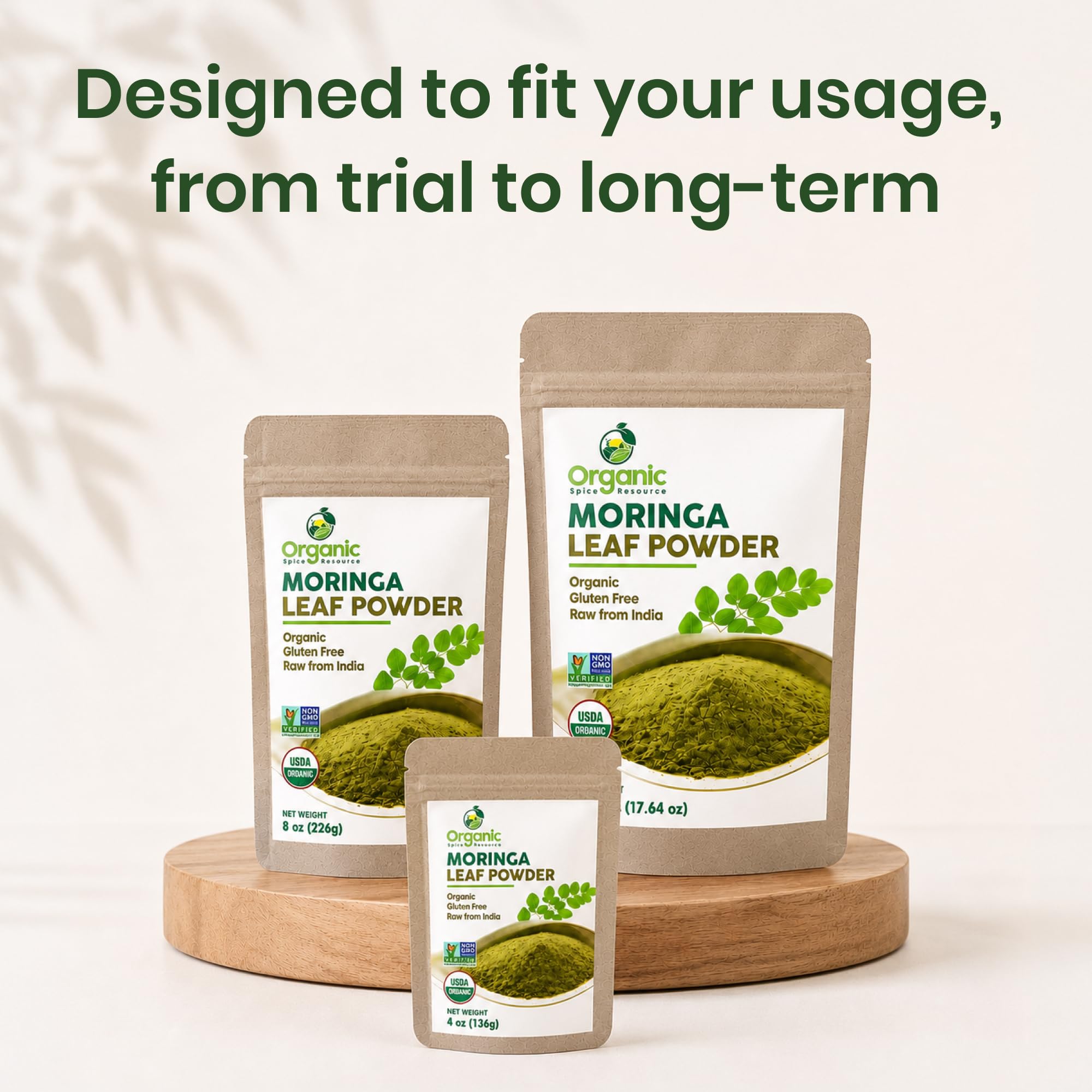Organic Spice Resource mano sosteniendo bolsa resellable transporte cómodo