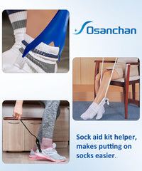 Osanchan persona sentada usando el dispositivo para ponerse un calcetín rápidamente
