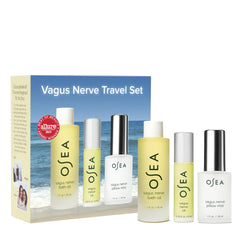 OSEA estuche frontal elegante mostrando las tres piezas y estética de regalo