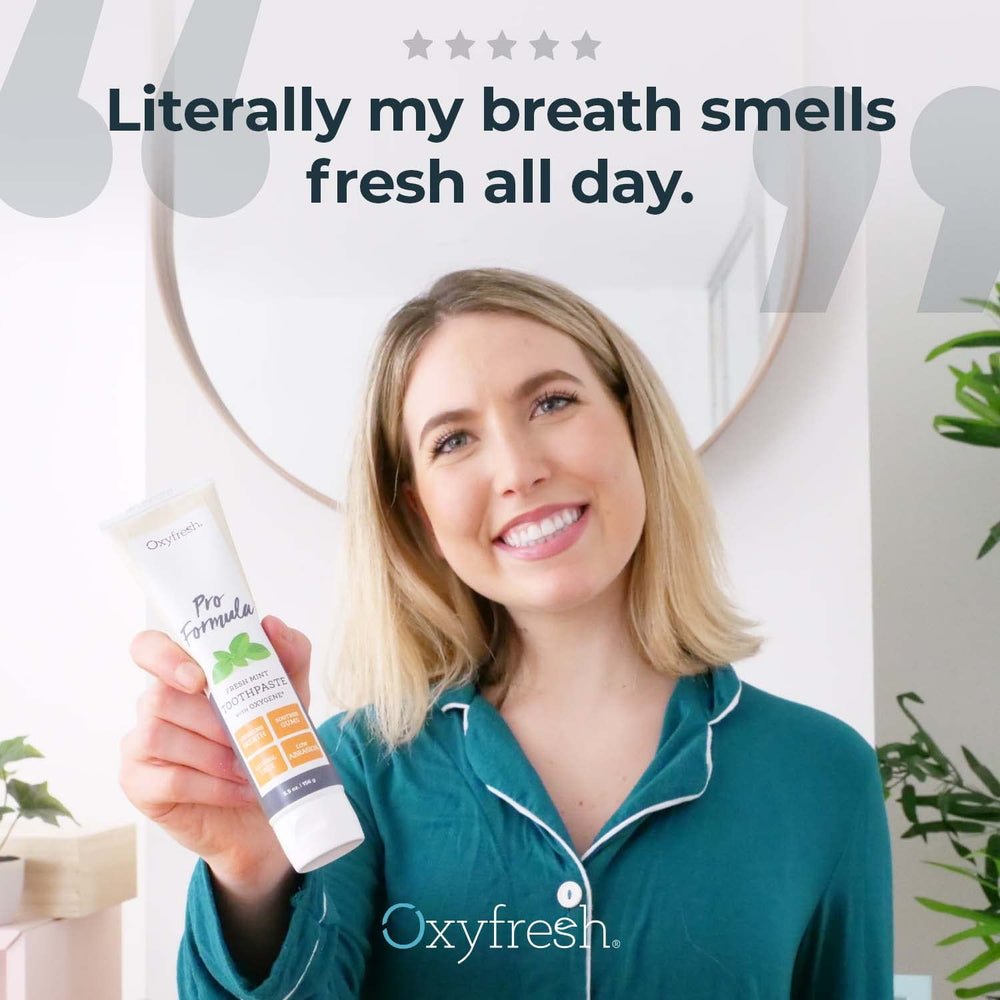 Hombre usando Oxyfresh, muestra frescura prolongada en uso diario
