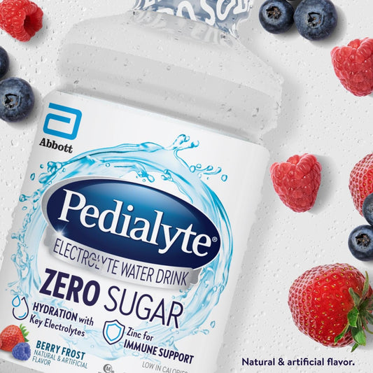 Pedialyte líquido claro mostrando textura y sensación refrescante