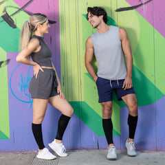 PhysFlex estilo urbano con ropa casual, versátil para actividades diarias
