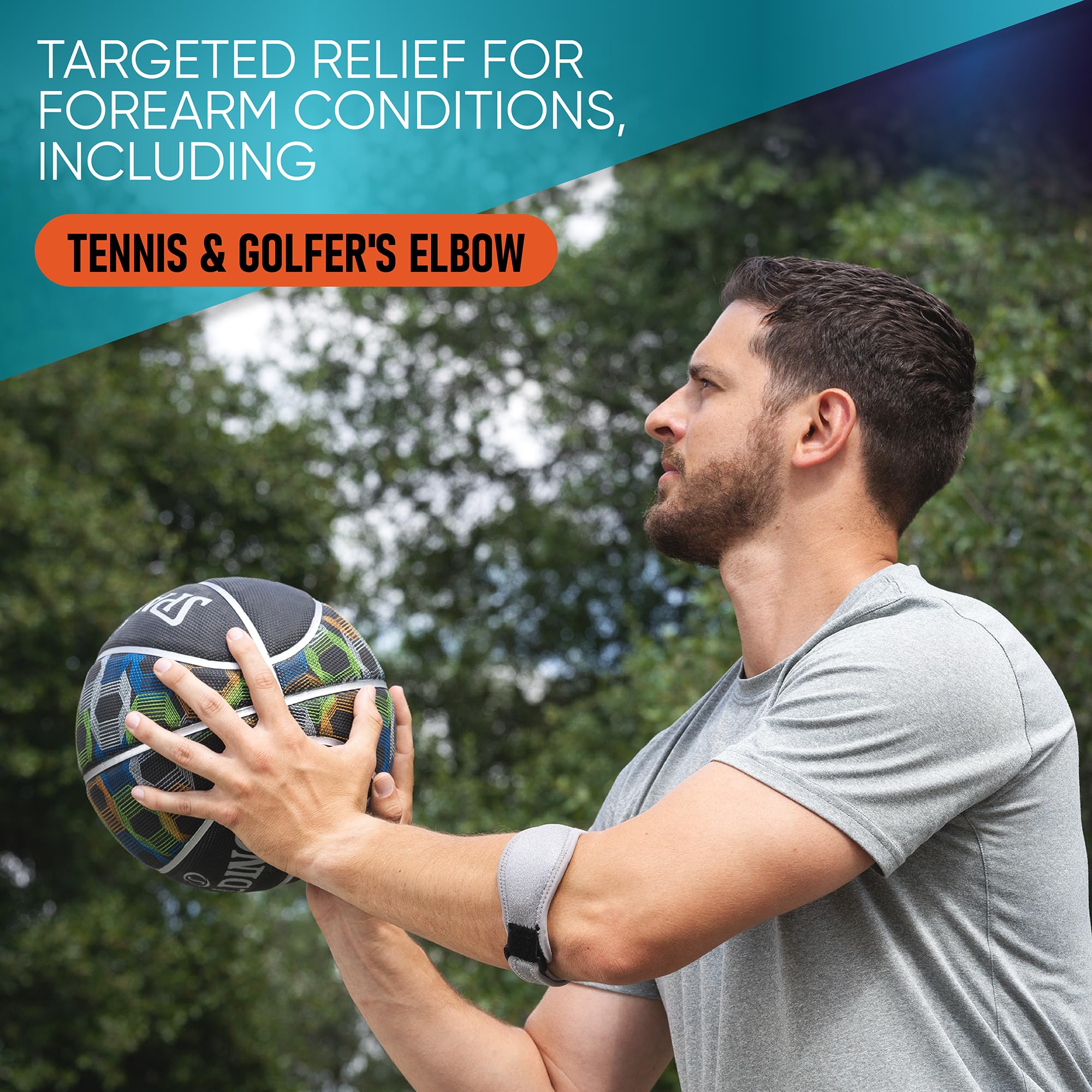 PhysFlex banda puesta en antebrazo durante juego de tenis, estabilidad en movimiento