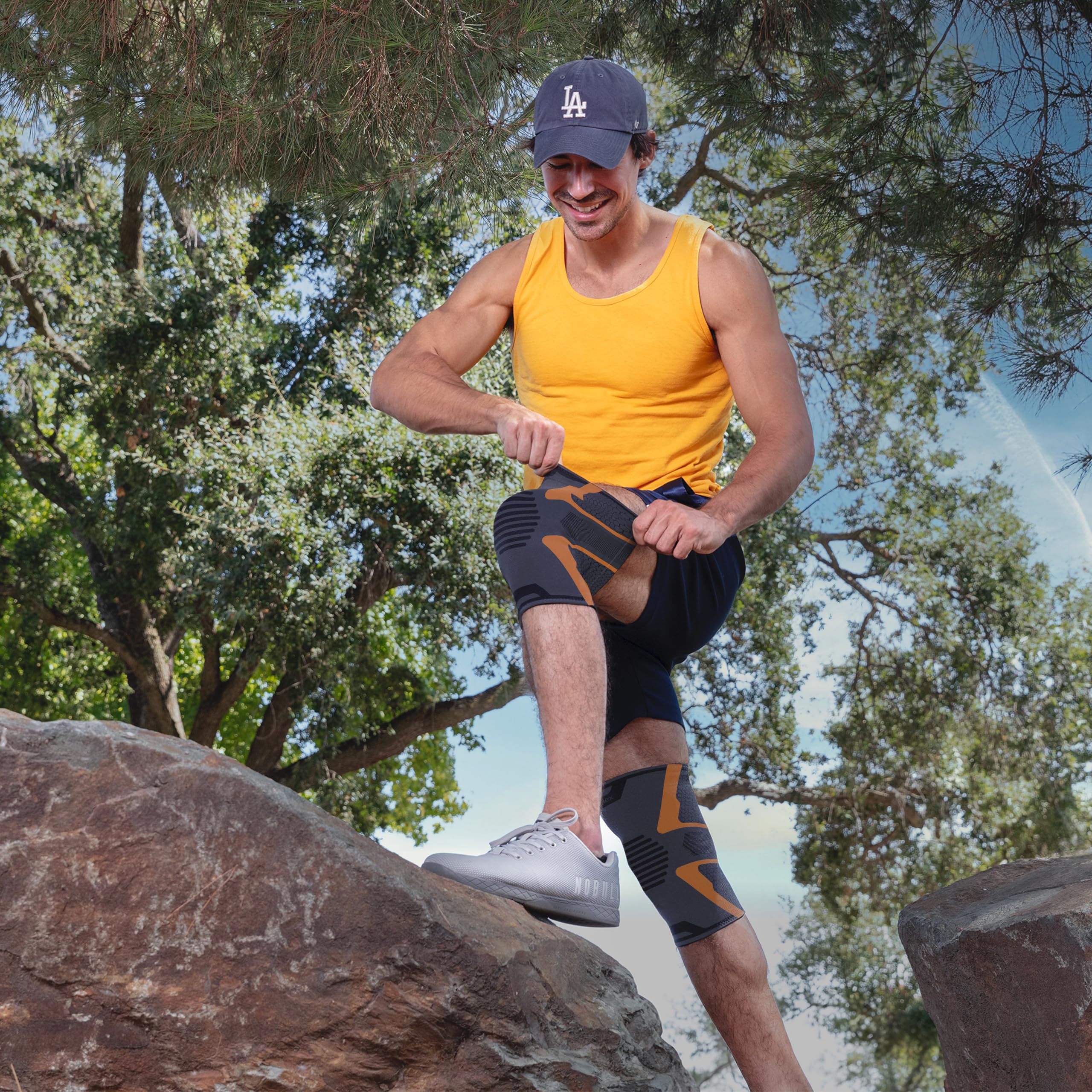 PhysFlex tejido transpirable en primer plano que expulsa la humedad