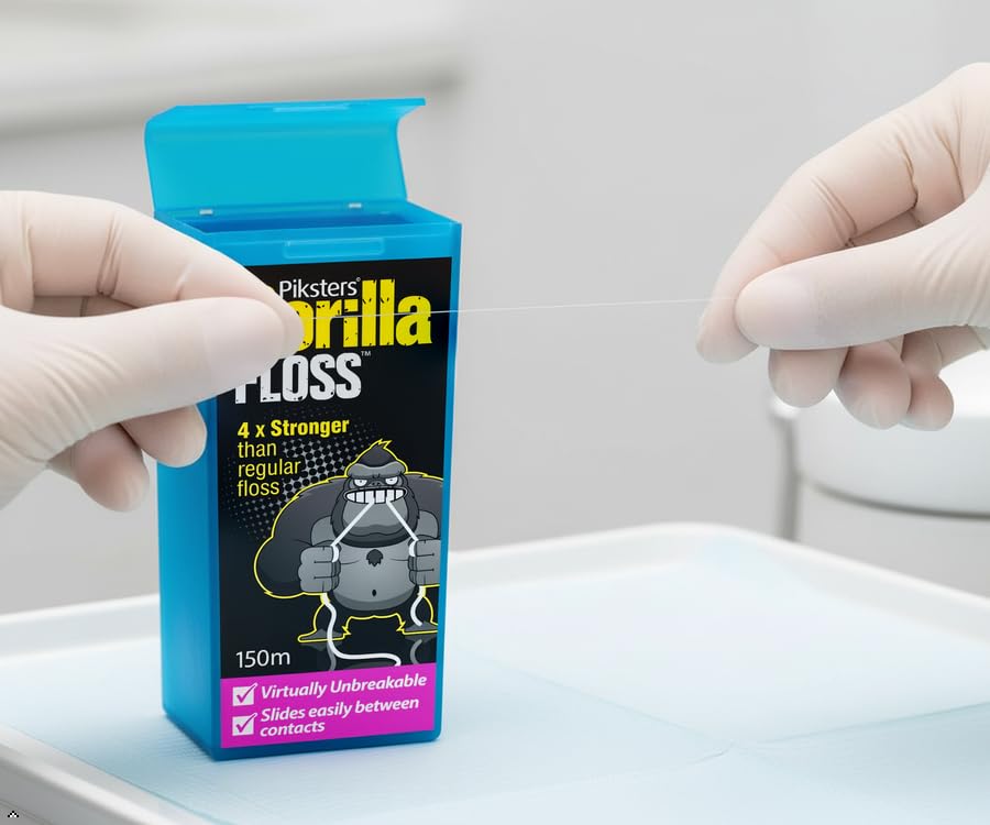 Piksters escala en mano para ver tamaño compacto y portabilidad