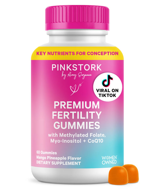 Envase frontal de Pink Stork Fertility Gummies mostrando diseño y dosis fácil