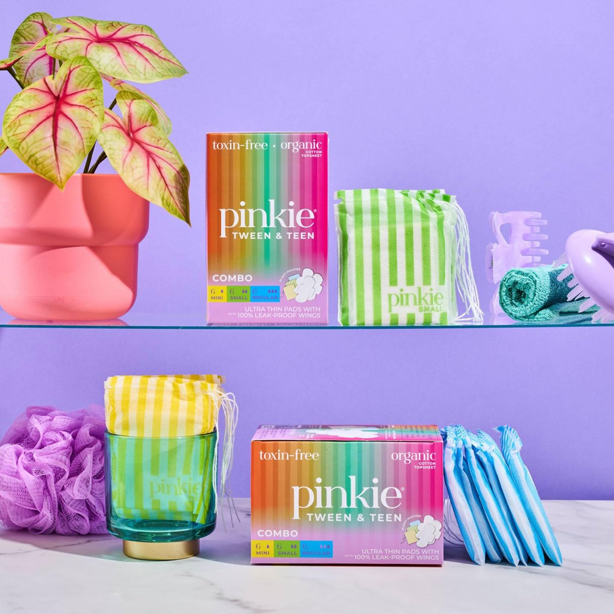 Pinkie primer plano de la textura de algodón orgánico, suavidad protectora