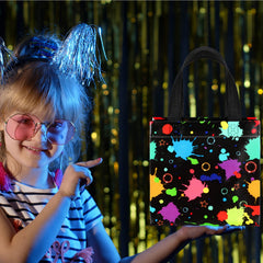 Pinkunn ambiente de fiesta nocturna mostrando el efecto de brillo atractivo