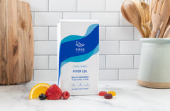 Piper Biosciences sello GMP simbólico que sugiere control de calidad