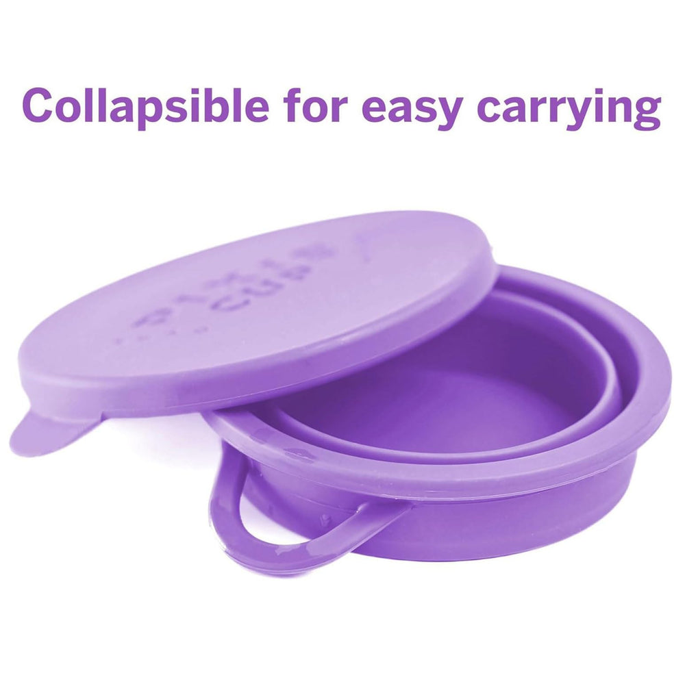 Pixie Cup dentro de microondas esterilizando copa menstrual con seguridad