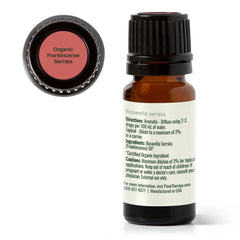 Plant Therapy frasco 10 mL junto a objetos para comparar tamaño