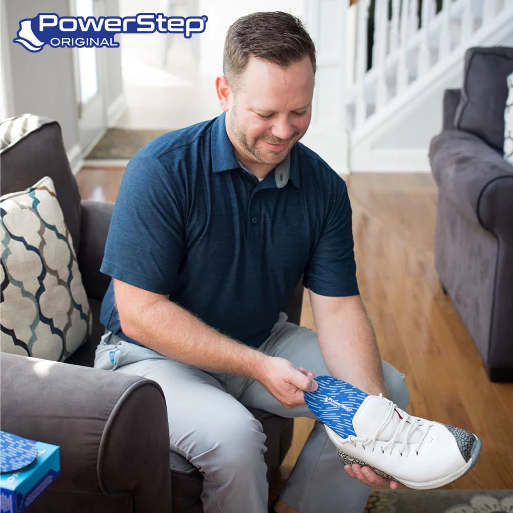 PowerStep en uso mientras camina para mayor confort y control de pronación