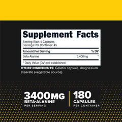 Primaforce Beta-Alanina: cápsulas para toma diaria en mano
