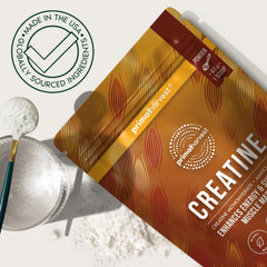 Primal Harvest polvo en cocina junto a batido para estilo de vida saludable