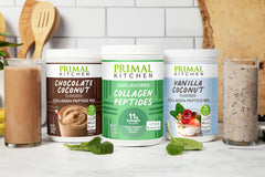 Primal Kitchen en rutina matutina con café y libre de lácteos, opción conveniente