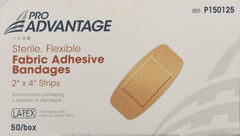 ProAdvantage caja frontal de 50 apósitos mostrando tamaño y cantidad, ideal para botiquines