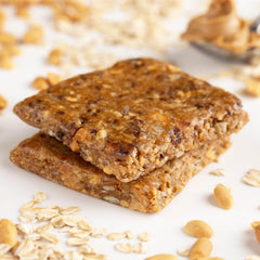 PROBAR primer plano de textura con avena, nueces y semillas para probar calidad