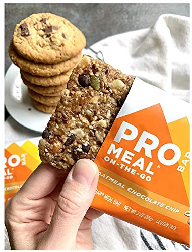 PROBAR corte transversal que revela avena y trozos de frutos secos