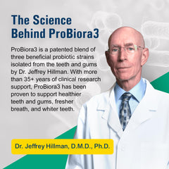 ProBiora Health tableta junto a cepillo dental para referencia de tamaño
