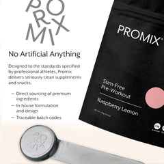 ProMix Nutrition bote junto a una botella en el gimnasio, listo para uso pre-entreno