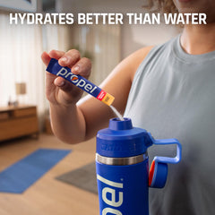 Propel en escena de gimnasio ilustrando apoyo a la hidratación tras ejercicio