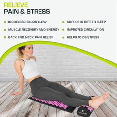 ProSource almohada para cuello en uso acomodando la curva cervical y alivio local
