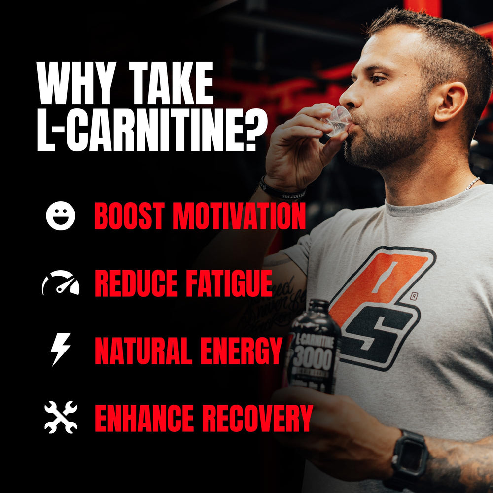 persona tomando ProSupps L-Carnitine antes del entrenamiento para energía limpia