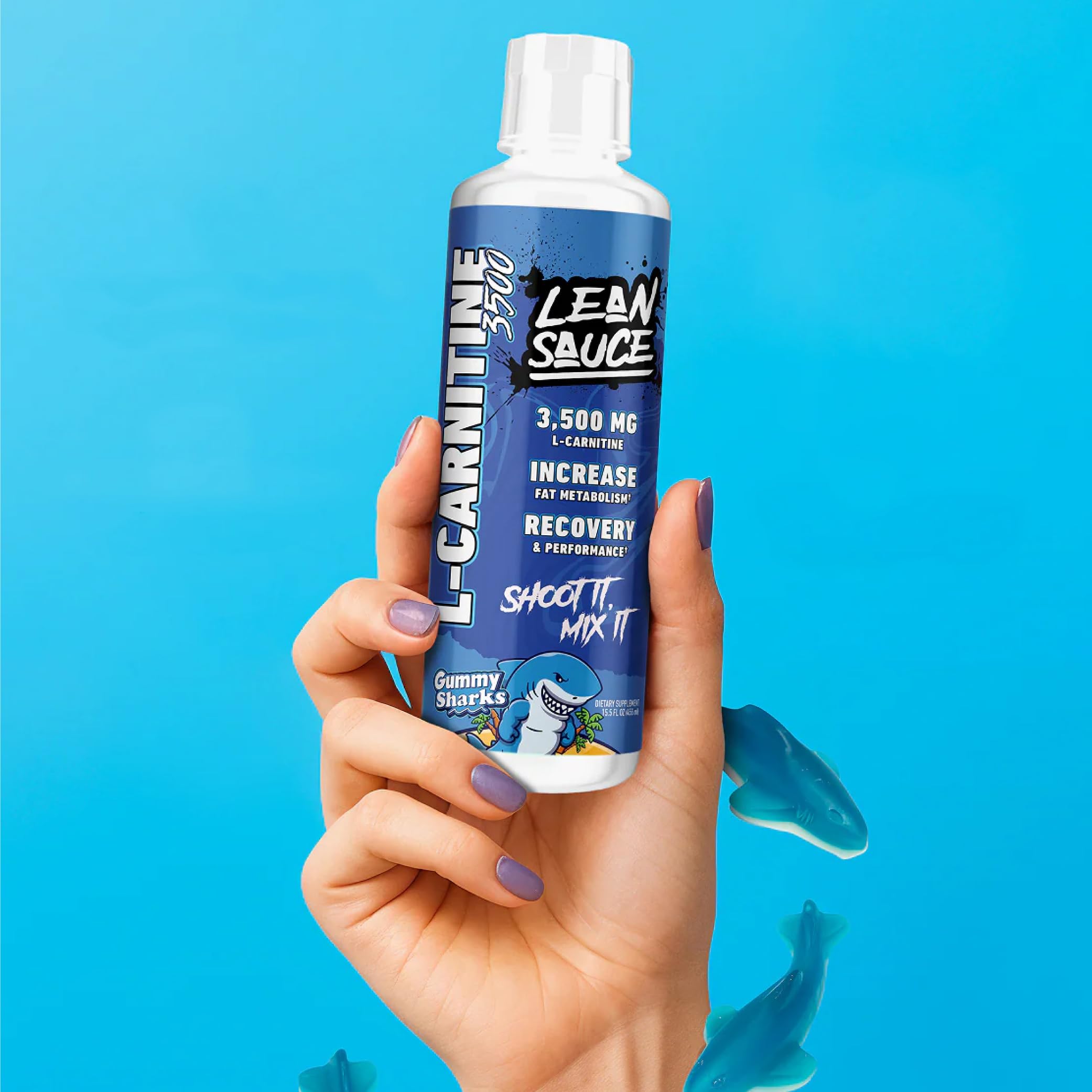 Pump Sauce junto a una regla para comparar tamaño y portabilidad