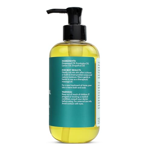 Pure Body Naturals botella en mano para comparar tamaño y uso diario