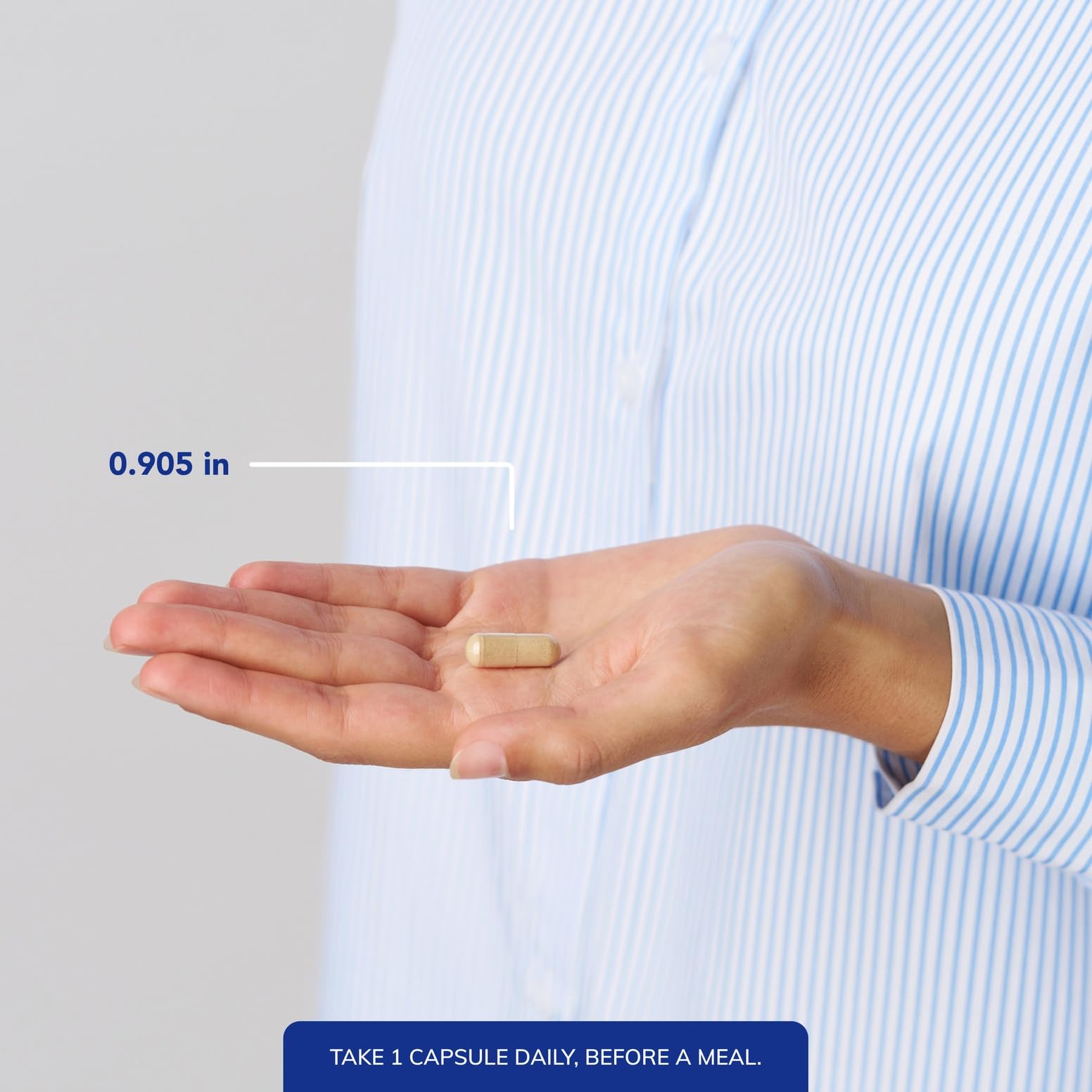 Pure Encapsulations DGL Plus comparativa de tamaño en la mano