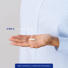Pure Encapsulations cápsula en la mano mostrando facilidad de consumo