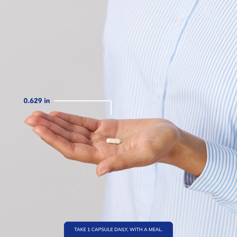 Pure Encapsulations cápsula en mano para dosificación cómoda y práctica