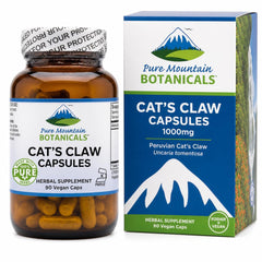 Pure Mountain Botanicals frasco en mesa de desayuno integrando rutina diaria