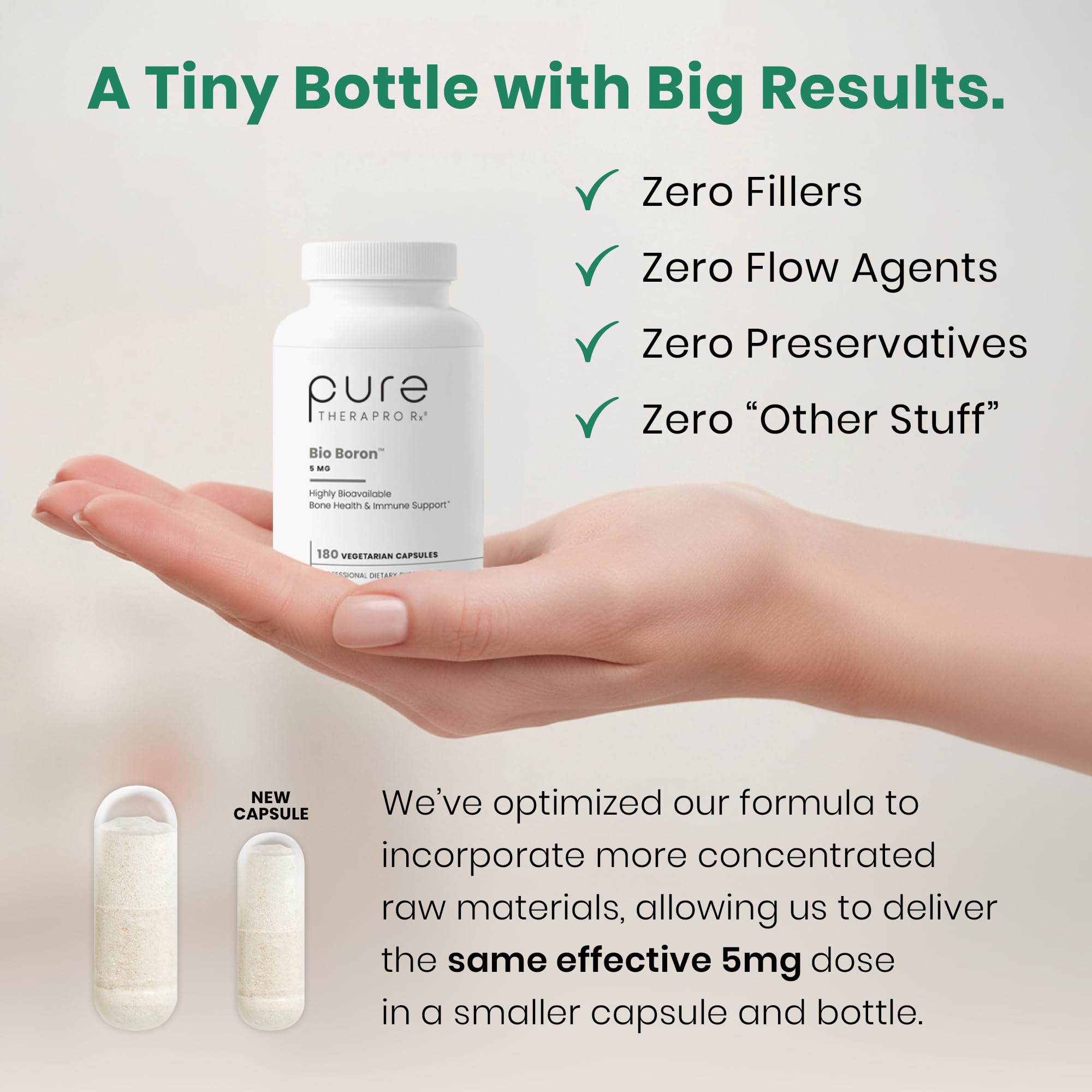 Pure Therapro Rx cápsulas en mano para visualizar tamaño y facilidad