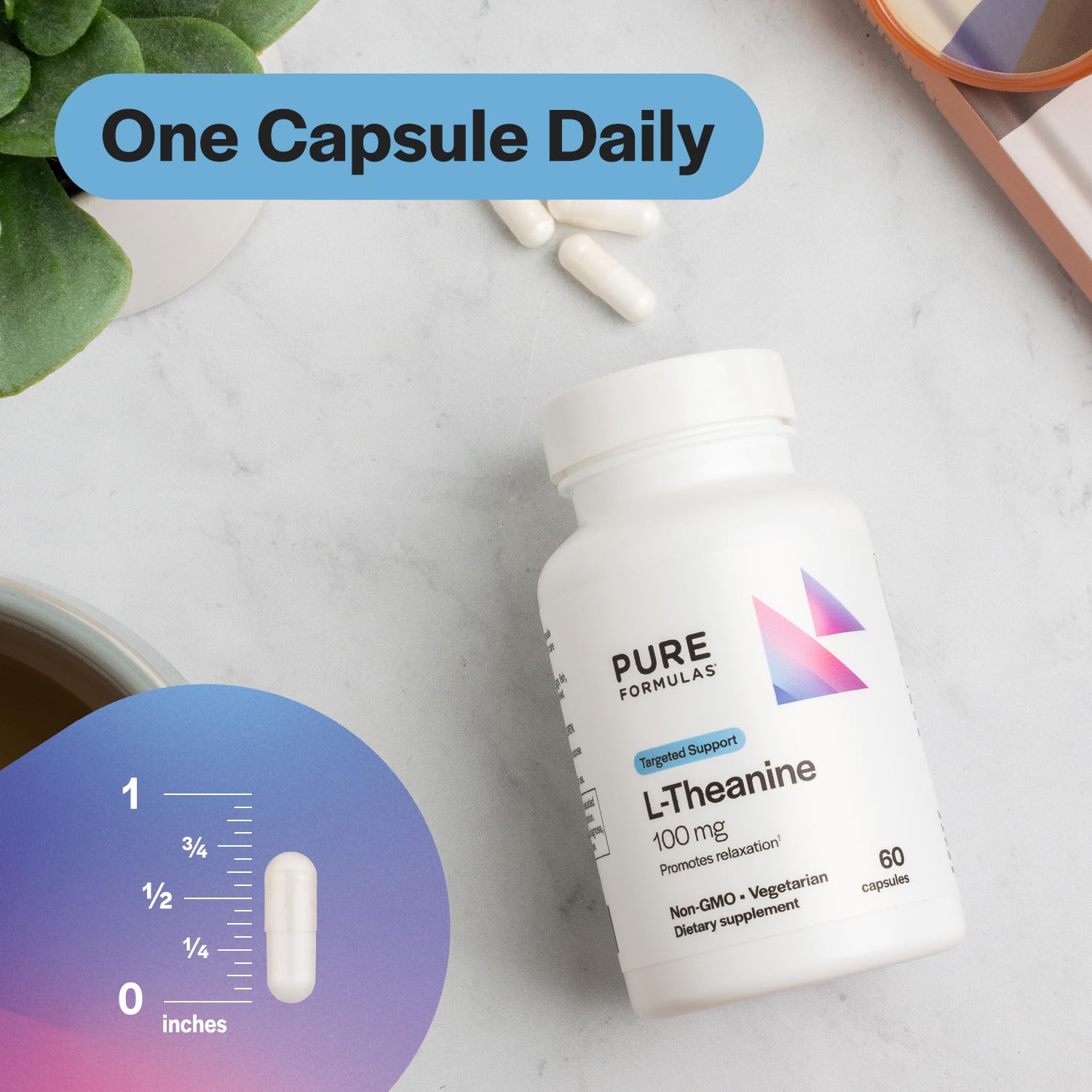 PureFormulas envase junto a objetos cotidianos para comparar tamaño