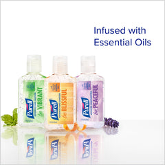 Purell botella de 1 oz en mano para uso inmediato y transporte fácil