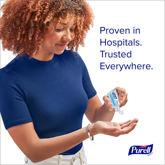 Purell textura de gel en mano con humectantes visibles y suavidad
