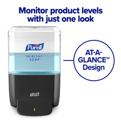 Purell espuma en mano demostrando textura suave y limpieza delicada