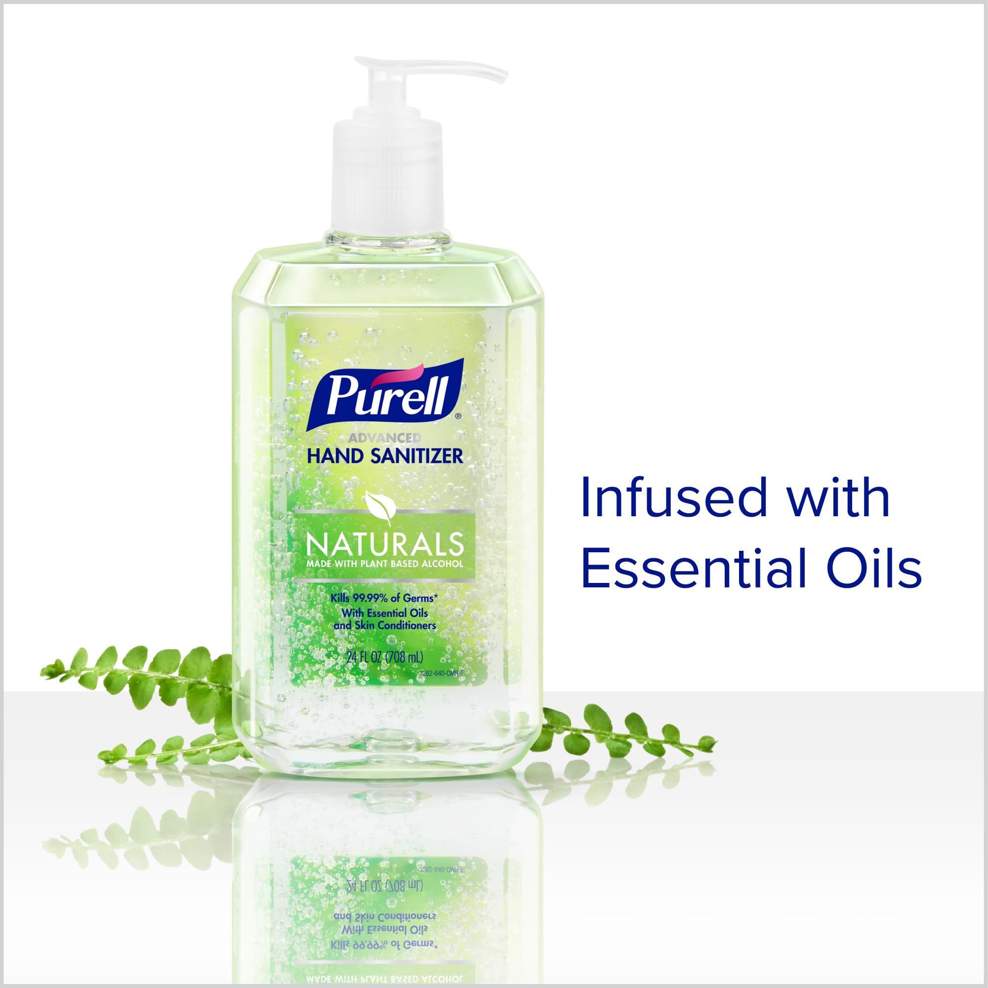 Purell en uso sobre manos en oficina para higiene rápida y cotidiana