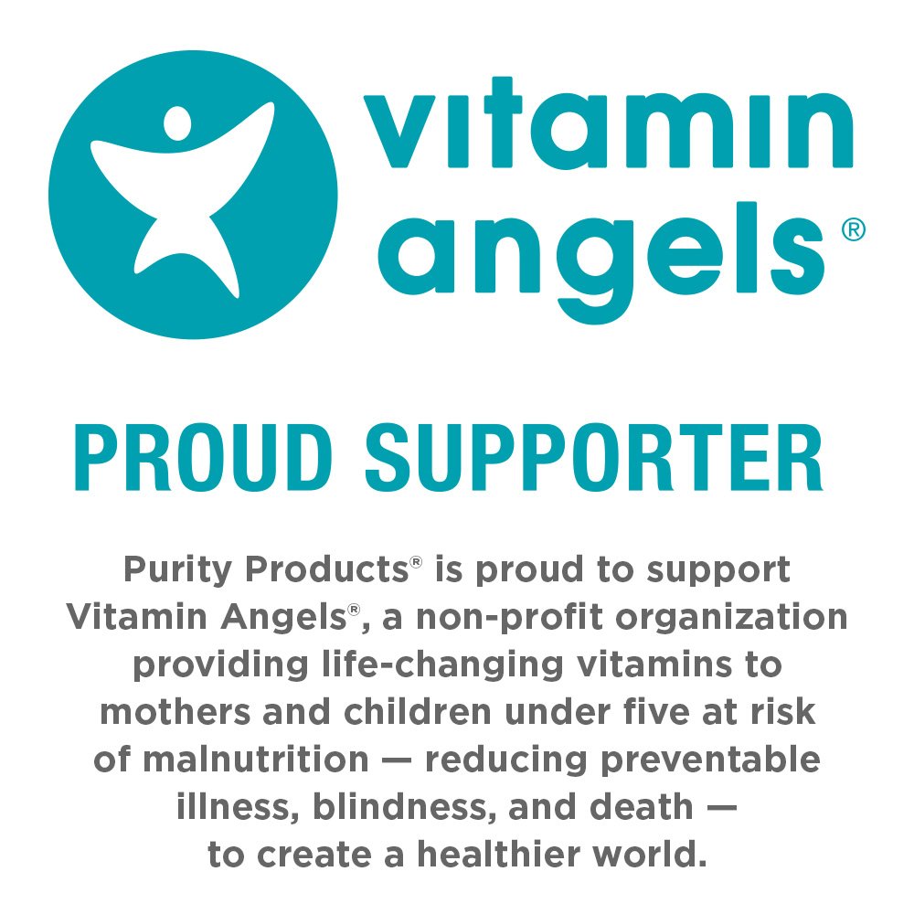 Purity Products cápsula en mano para mostrar dosis y ergonomía