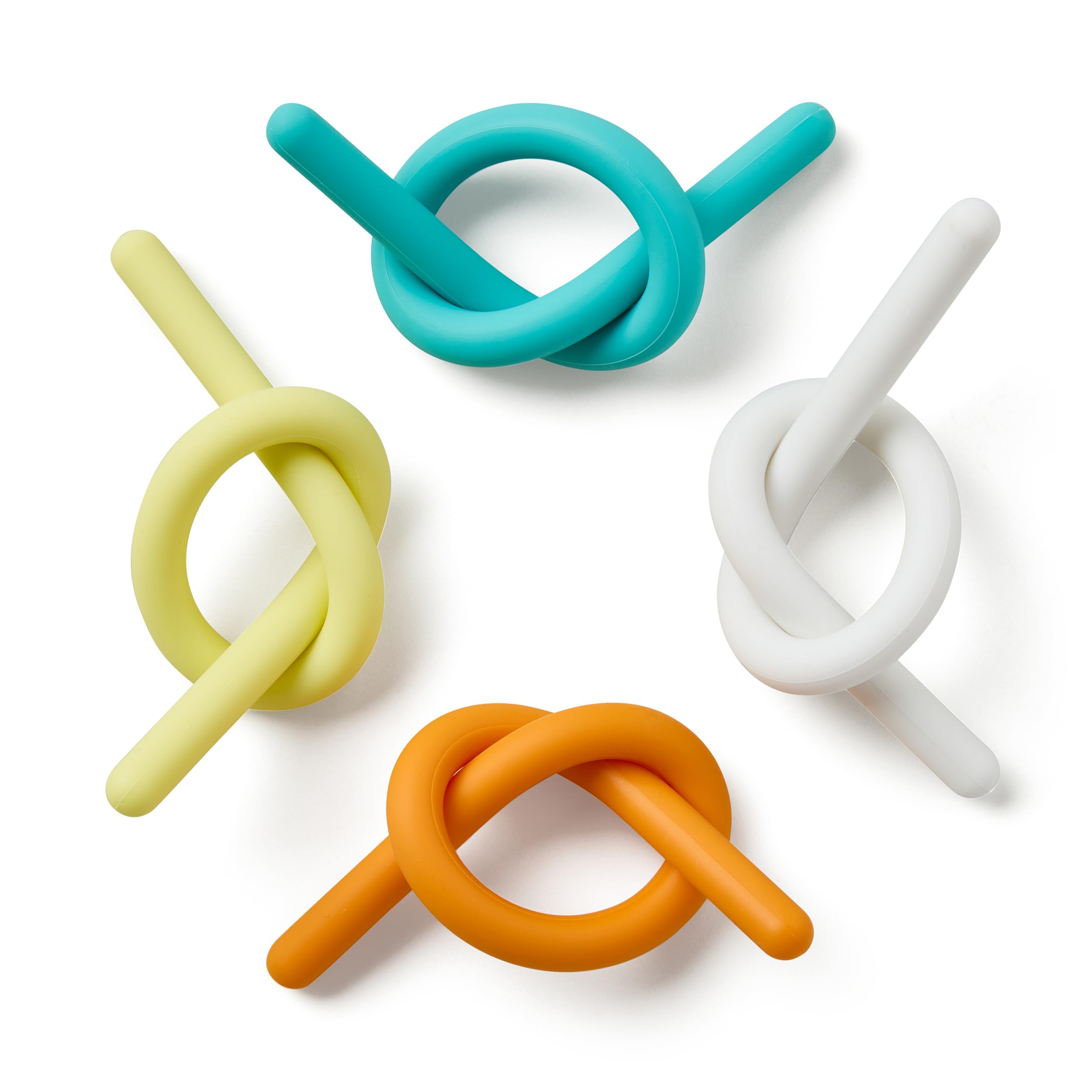 Escala del Pushpeel XL junto a una mano, muestra tamaño extra grande para compartir