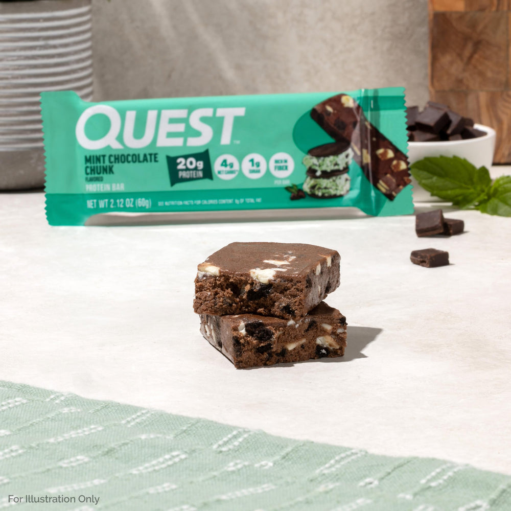 Quest barrita en mano para comparar tamaño y porción práctica