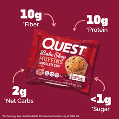 Interior esponjoso de Quest muffin en corte, textura apetitosa y baja en azúcar