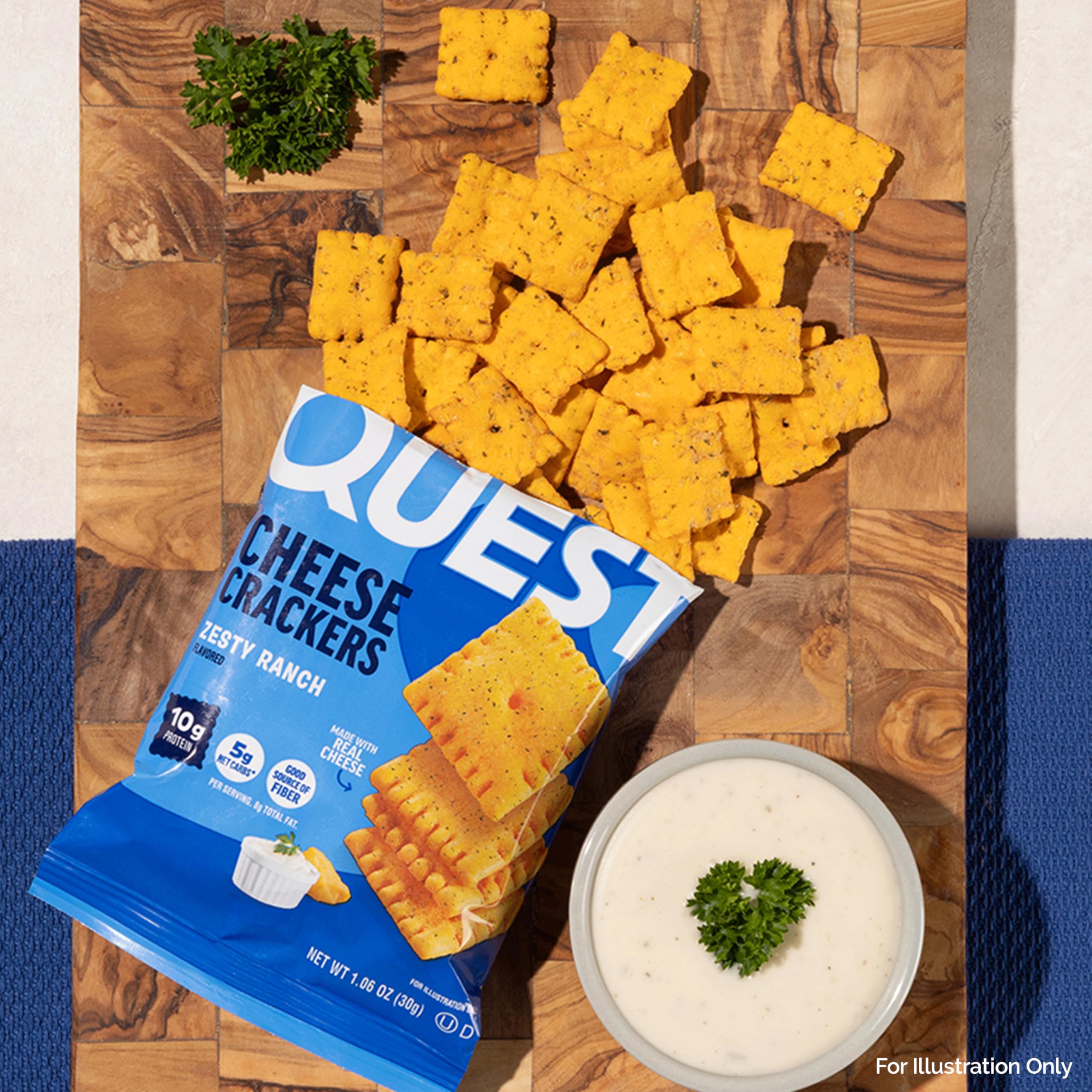 Quest crackers en tabla con dip, ideales para compartir en reuniones