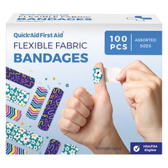 Quick Aid First Aid frente del empaque con diseños alegres y fácil identificación