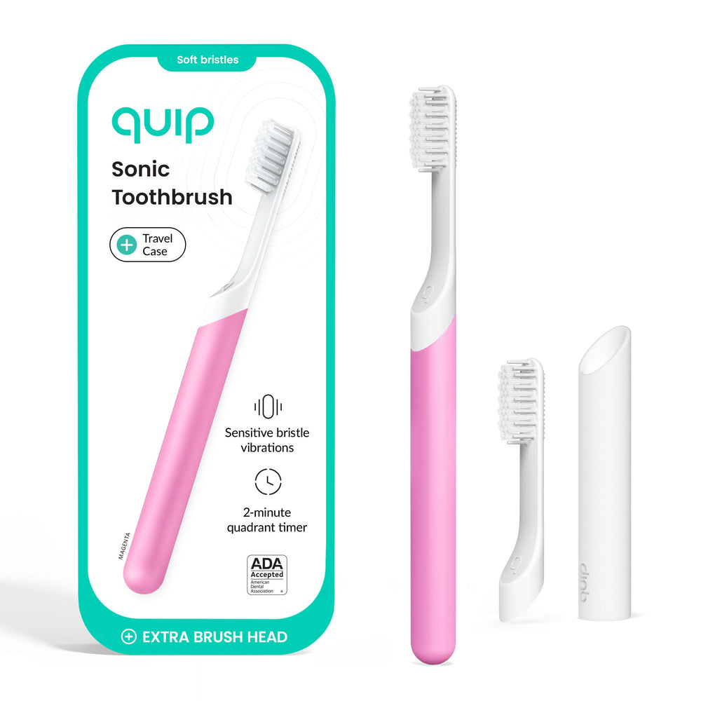 Quip cepillo frontal magenta mostrando diseño compacto y control sencillo
