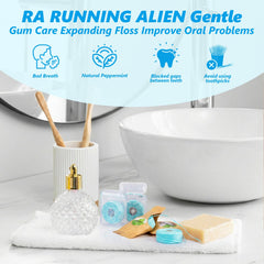 RA RUNNING ALIEN ambientación en baño mostrando el paquete en estante, formato ideal para el hogar