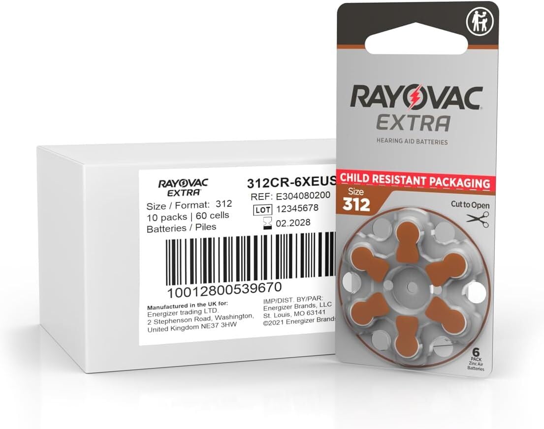Pila Rayovac 312 insertada en audífono, garantiza alimentación estable