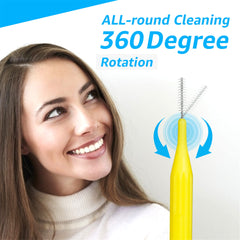 RAZOKO cepillo interdental en mano mostrando fácil agarre y control
