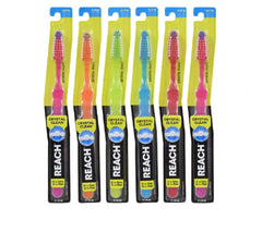 Reach cepillo Crystal Clean vista frontal del empaque que muestra el producto y beneficio de cobertura